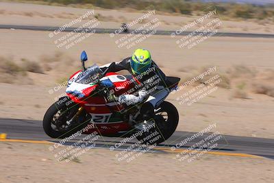 media/Dec-10-2023-SoCal Trackdays (Sun) [[0ce70f5433]]/Turn 9 Inside Set 2 (1115am)/